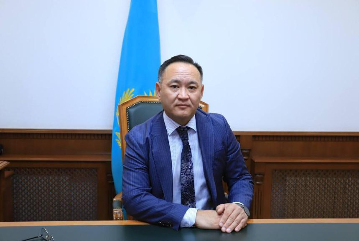  facebook.com/AktauPress 