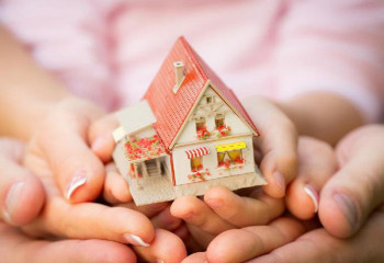 Жалғызбасты аналар «Бақытты отбасы» бағдарламасынан шығарылды