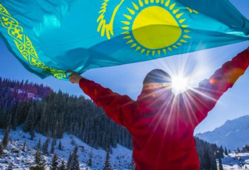 Red Jolbors. Қазақстан - «Жыл мемлекеті»