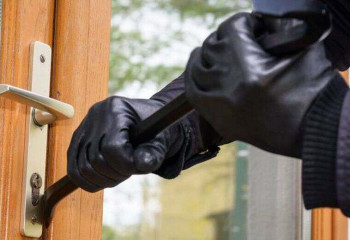 Группу квартирных воров изобличили в Алматинской област