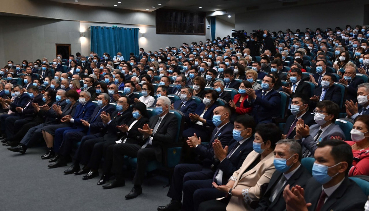 Президент наградил ряд граждан Павлодарской области
