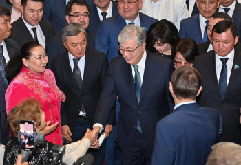 Глава государства встретился с общественностью Карагандинской области