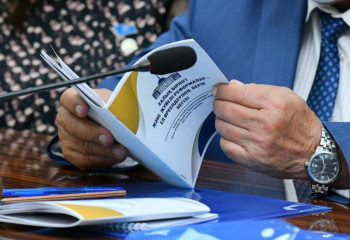 Мемқызметкерлер тапсыратын тестілеу өзгеруі мүмкін