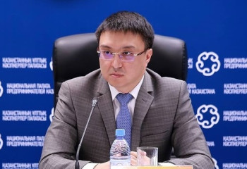 Нуржан Альтаев подал документы в ЦИК