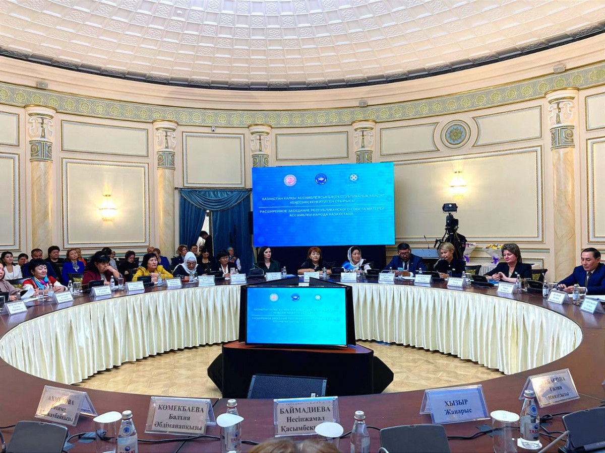  фото организаторов 