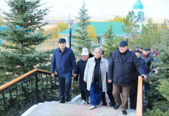 Ақтөбеде Есет батырдың 355 жылдығы өтіп жатыр