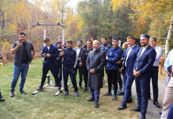 Бас мүфти спортшылармен кездестті