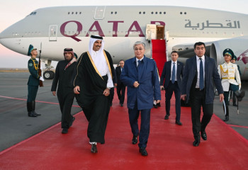 Касым-Жомарт Токаев встретил в столичном аэропорту Эмира Катара шейха Тамима бен Хамада Аль Тани