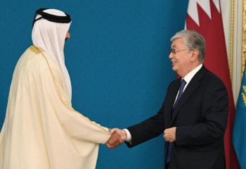 Токаев вручил Эмиру Катара орден «Алтын Қыран»