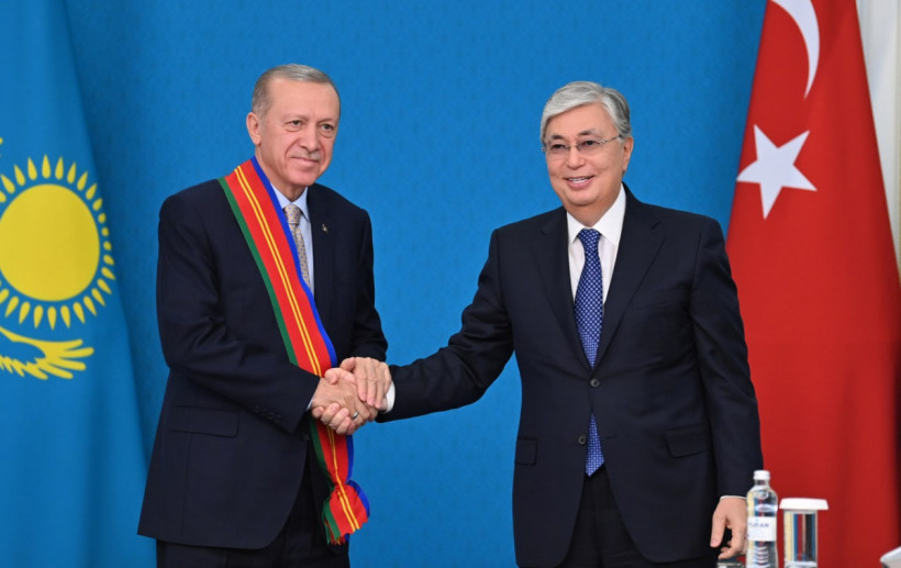  пресс-служба Президента РК  