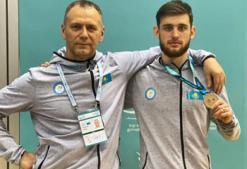 Карагандинец возглавил мировой рейтинг по батутной гимнастике