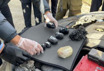 Свыше 250 закладок и пакет с мефедроном изъяли полицейские в Кокшетау