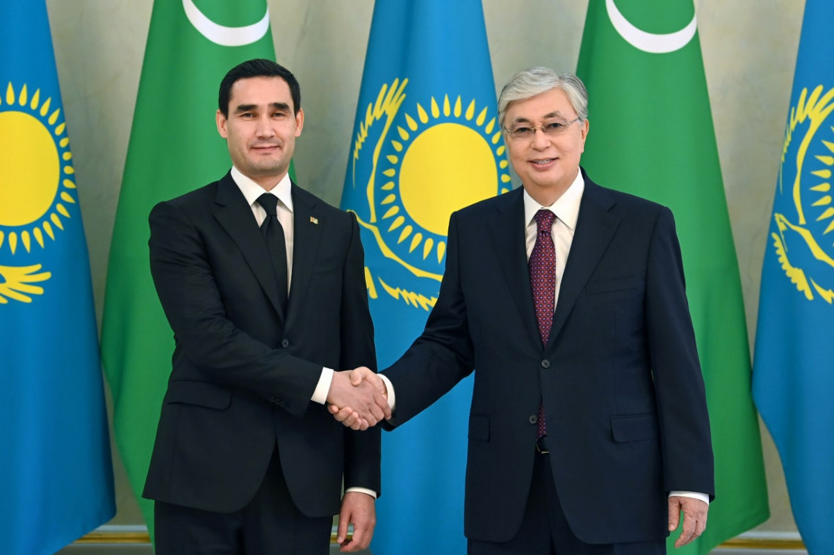 Президенты Казахстана и Туркменистана провели переговоры
