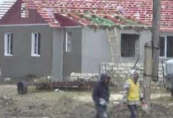 Без тепла и газа: в ЗКО жители вынуждены жить в сараях