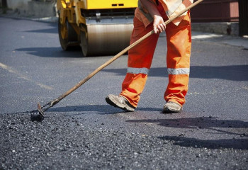 На 11 тыс. км автодорог Казахстана ведутся строительно-монтажные работы 