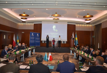 Варшавада Ахмет Байтұрсынұлының қазақ ғылымына қосқан үлесі талқыланды