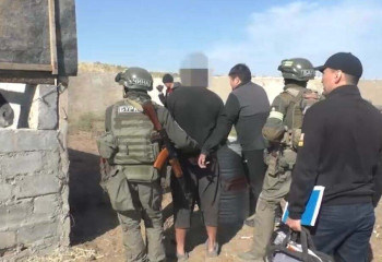 ОПГ с крупной партией наркотиков и оружием ликвидировали в Жамбылской области