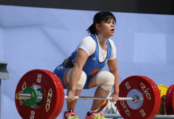 Kazakhstan’s Chinshanlo named best athlete at Asian Weightlifting Championships