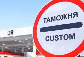 Токаев поручил решить таможенные проблемы на границе с Китаем