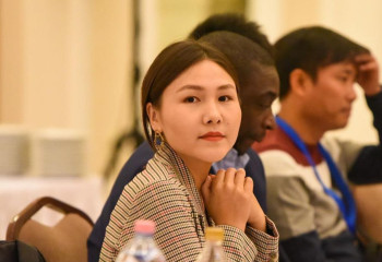 Айдана Еуропада қазақ тілін насихаттап жүр