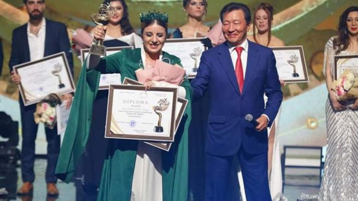 В Туркестане прошел международный конкурс казахской песни Voice Of Turan