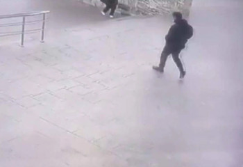 Мешіттерде ұрлық жасаған ұры камераға түсіп қалған