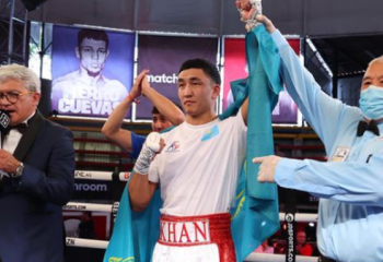 Қазақстандық боксшы жеңіліп көрмеген мексикалықты нокаутқа жіберді