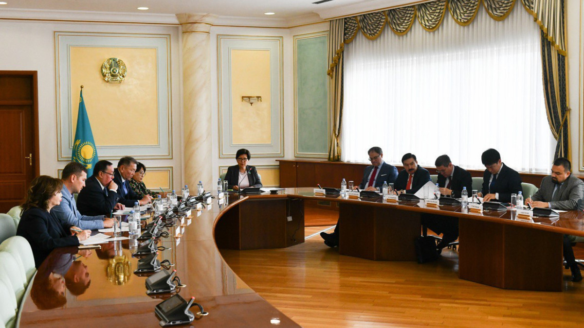 Public Council on activities of Kazakhstan`s FM holds meeting