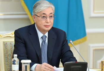 Поздравление Главы государства с Днем Республики