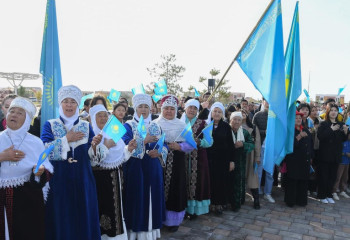 Түркістандықтар республика күнін тойлады