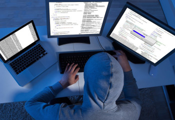 Интернет алаяқтары Ұлттық компанияларға инвестиция салуға үгіттеп жүр