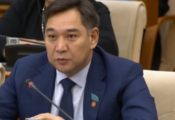 Досрочно прекращены полномочия мажилисмена Айбека Паяева