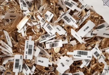 Более 28 килограммов ювелирных изделий пытались завести в Казахстан из Турции