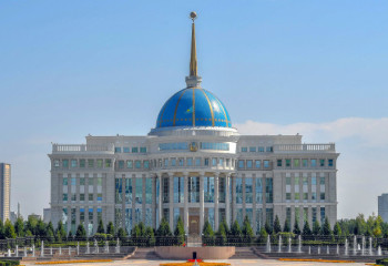 Қазақстан Президентінің атына Республика күніне орай құттықтау жеделхаттары келіп жатыр