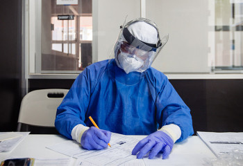 Коронавирустан 900-ге жуық науқас емделіп жатыр