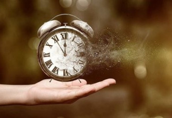 Ғалымдар уақыттың жылдам өтуінің сырын анықтады