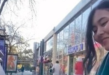 Видео алматинской пианистки завирусилось в TikTok