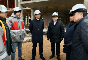 Министр ознакомился с ходом строительства школ в Акмолинской области и Астаны