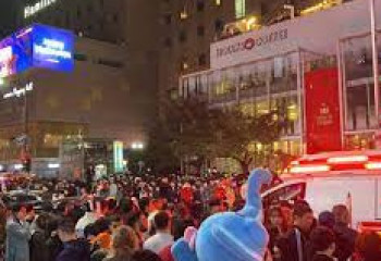 В Сеуле в результате давки у 50 человек произошла остановка сердца