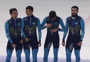 Команда Казахстана по шорт-треку завоевала серебро этапа Кубка мира