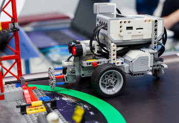 Робот технологиясыз дамудың өрісін табу қиын – Айжан Жекеева