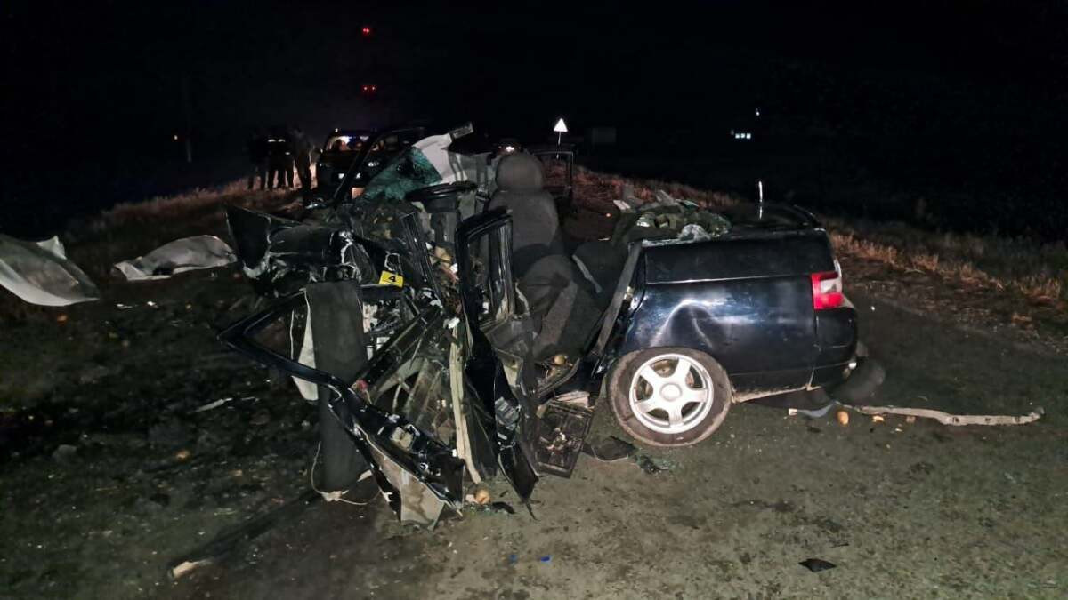Два водителя и пассажир скончались в результате ДТП  в Актюбинской области