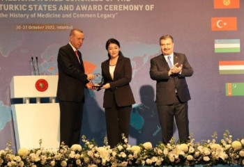 За борьбу с пандемией казахстанских медиков поблагодарил президент Турции