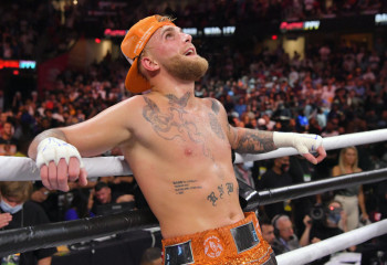 Головкину предложили подраться с известным блогером