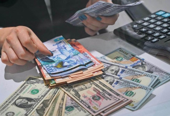 Курс тенге укрепился по итогам октября