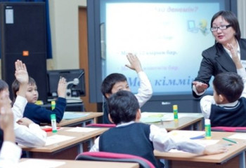 2023 жылы мұғалімдердің жалақысы 25 пайызға өседі