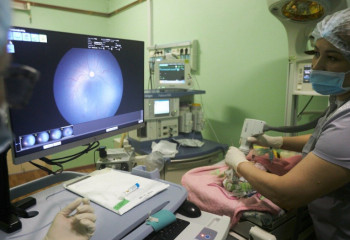 Меценат мыңнан астам сәбиге көздің диагностикасын жасауға көмектесті