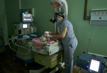 Меценат помогла более тысячи новорожденных детей получить диагностику зрения