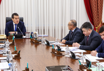 Смаилов поручил доработать перечень приоритетных секторов и перспективных проектов