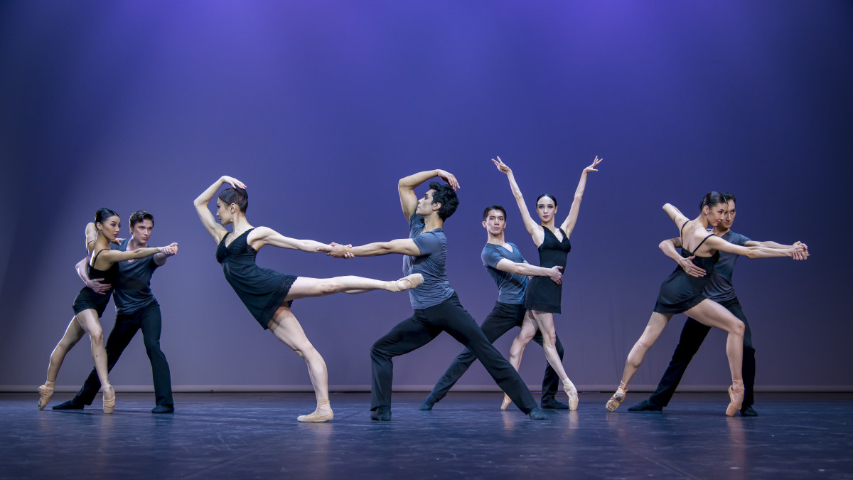  astanaballet.com 